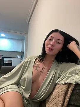 Karmenlovex online show from March 18, 9:31 pm