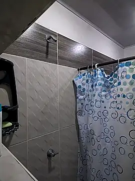 emily prettygirl online show from March 5, 3:35 am