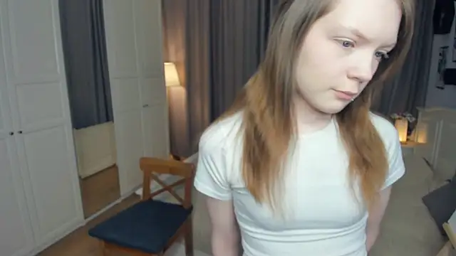 LavenderMitten online show from March 21, 8:19 am