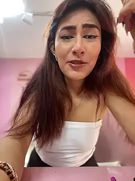 VelariaSoft online show from April 18, 1:02 pm