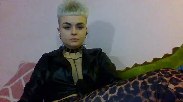 AlisaDear257 online show from February 27, 8:52 pm