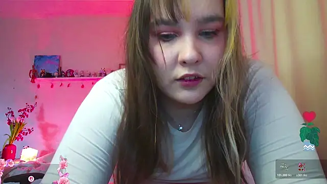 RosieNana online show from March 5, 6:48 pm