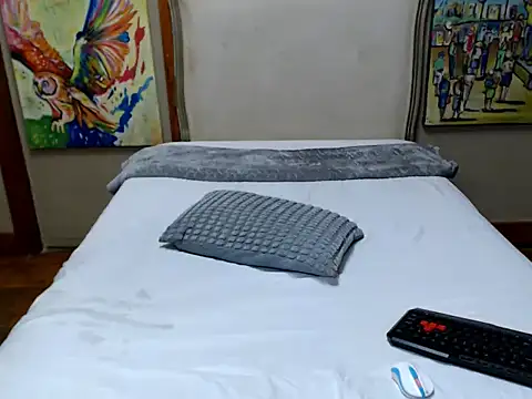 BigBunSquirt online show from February 17, 7:57 pm