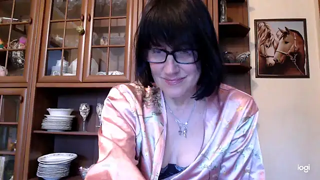 Vlastelina online show from April 28, 2:21 pm