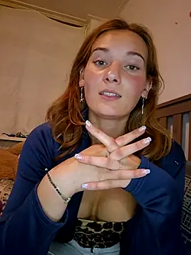 sweetsophie69 online show from April 30, 8:57 pm