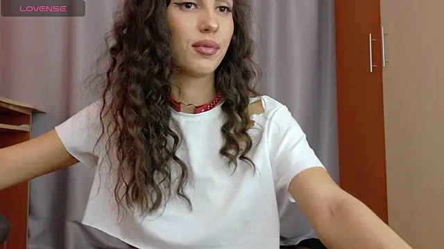 IvyMyst online show from March 4, 10:05 pm