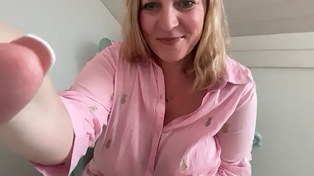 Busenwunder1280 online show from March 31, 3:56 pm