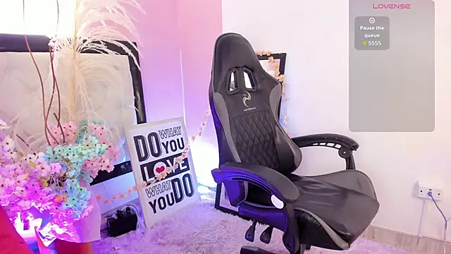 Siena fox online show from March 19, 7:40 pm