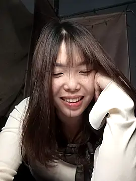 Girl-crazy1 online show from March 13, 3:24 pm