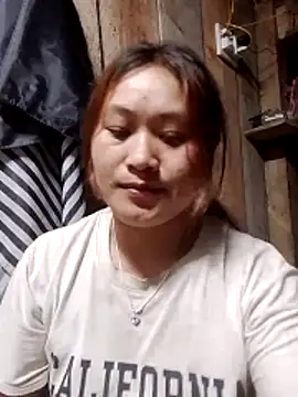 bany-lee online show from March 24, 11:37 am