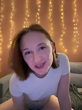 AlinaFoxyy online show from February 28, 7:35 pm