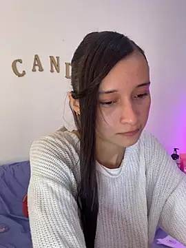 candy deluxe online show from August 4, 1:33 am