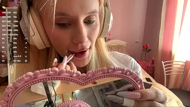 MelissaZaria online show from April 20, 6:49 am