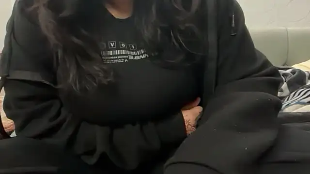 hugeindiantitties online show from March 22, 7:09 pm