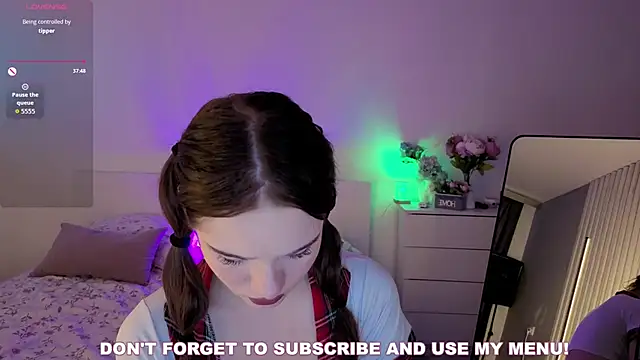 SirenBeatrice online show from April 18, 9:12 am