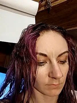 issyamazin online show from March 9, 1:42 am