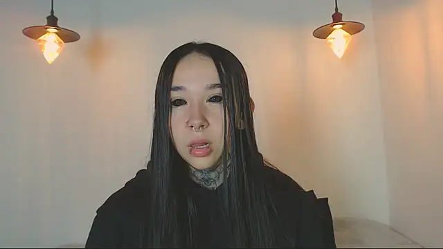 alien eyes09 online show from April 4, 1:15 am