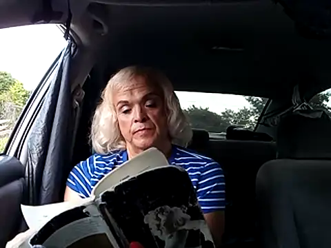 dustbunny64 online show from May 13, 2:06 am