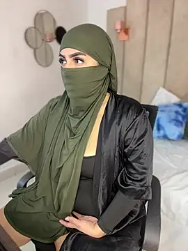 rashaaa  online show from February 13, 7:04 pm