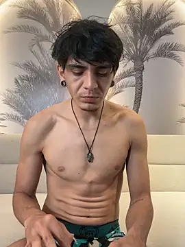 abrilandjulian online show from April 18, 3:47 pm