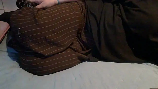 luanahot1 online show from April 7, 1:57 pm