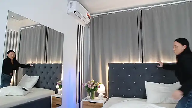 VikkyVonn online show from June 9, 10:14 am