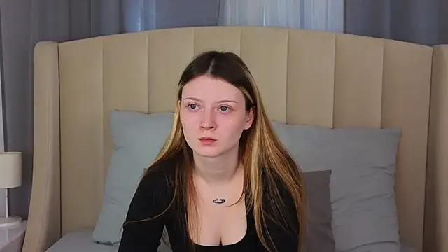 AlyssFrost online show from July 14, 2:05 am