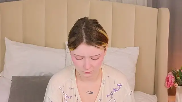 AlyssFrost online show from June 3, 2:45 am