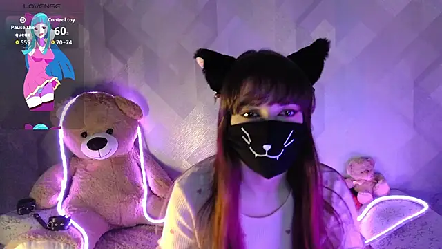 llonaMask online show from March 4, 5:58 am