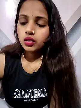 samayra1144 online show from March 3, 7:42 pm