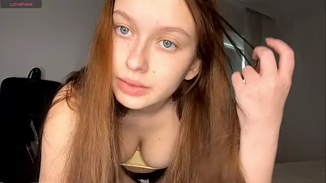 LoryMusetti online show from April 17, 2:08 pm