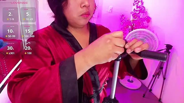 Emily milleer online show from February 24, 3:16 am