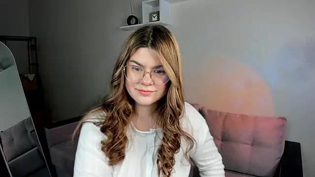 zoe j0y online show from February 18, 10:47 am