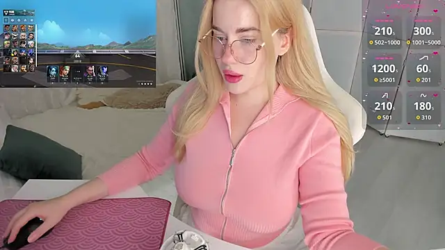 Lunar Whisper online show from March 12, 4:42 pm