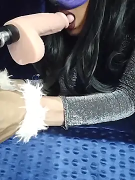 TRANSY WITH GIRL online show from February 17, 6:07 pm