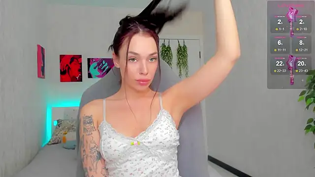 milkbrownn online show from April 5, 7:29 am