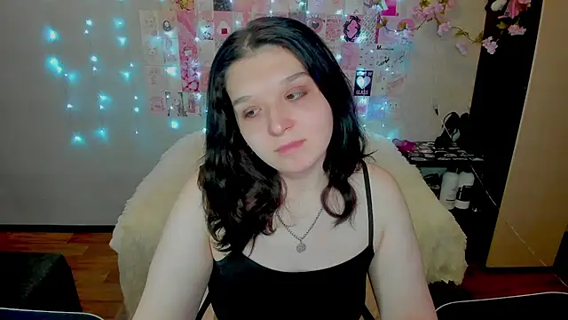 Kate Acid online show from April 3, 1:03 am