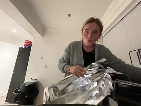 jadey19x online show from March 6, 7:42 pm