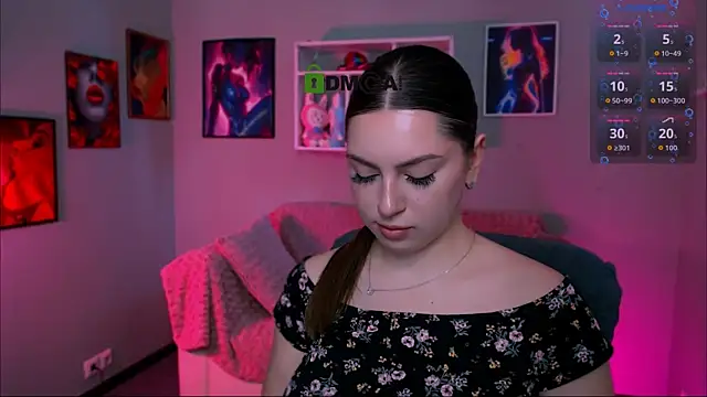 amalialowell online show from May 20, 9:28 am