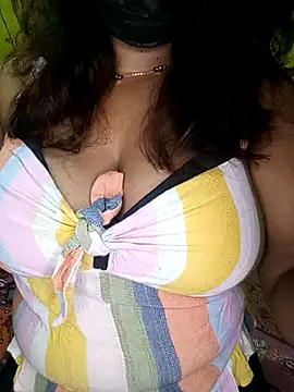 NISHHAA online show from April 20, 10:57 pm