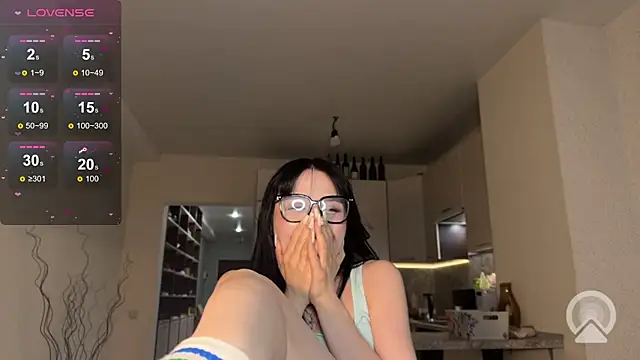 alicelanei online show from April 15, 7:58 pm