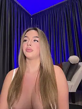 SelenneDreams online show from February 20, 5:03 pm