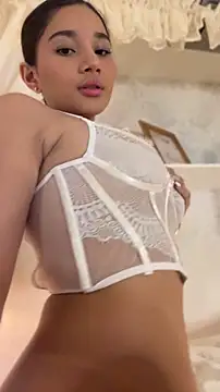 AlessiaVallmont online show from April 14, 8:09 pm