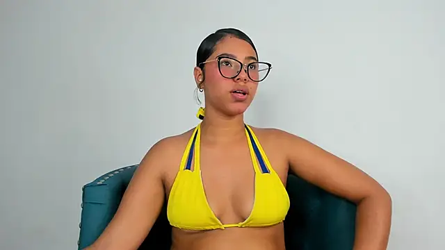 kendall queen   online show from March 3, 7:53 pm