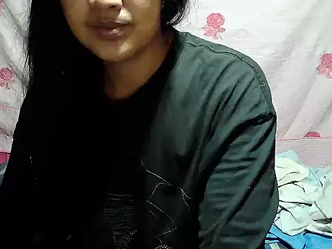 Sh1nbae22 online show from April 16, 9:20 am