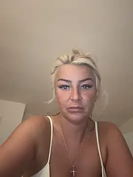 Gypsyrose x1 online show from February 21, 9:15 pm