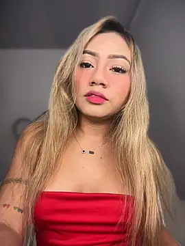 Dulce Sofi  online show from March 7, 3:13 am