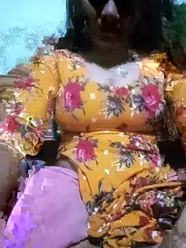 BreezySexyGirl69 online show from May 20, 1:41 pm