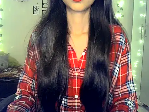 SIKSHA SINGH online show from April 2, 4:37 pm