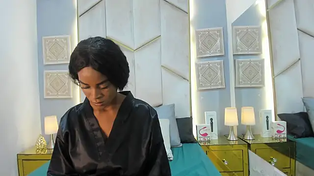 KarinaaCoxx online show from March 27, 12:39 pm